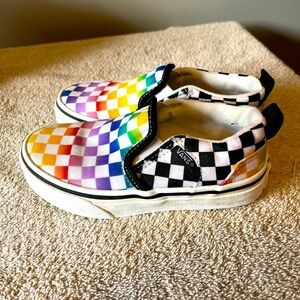 Size 11 girls vans shoes